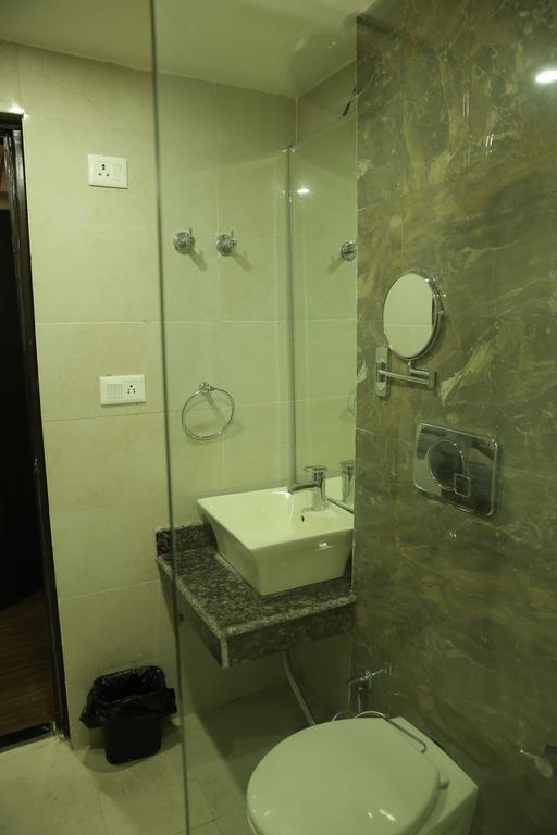 Hotel Sv Kashipur Bilik gambar